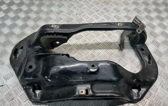 BMW X5 E70 Gearbox mounting bracket 6854188