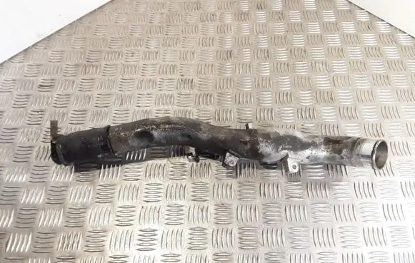 Toyota Auris 150 Intercooler hose/pipe