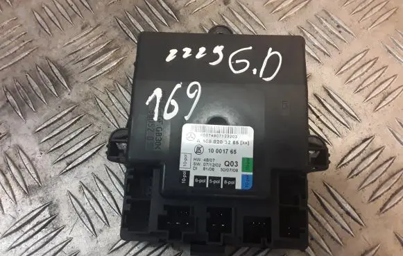 Mercedes-Benz A W169 Door control unit/module 1698203285 A1698203285