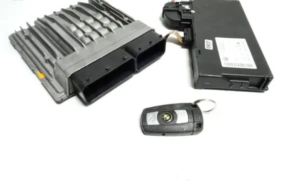 BMW 3 E90 E91 Engine ECU kit and lock set 7602216 9217854 5WK91143