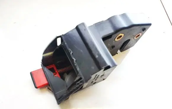 Volkswagen Golf V Seat back rest lock catch 1k0885681b 213703