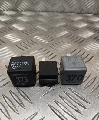 Audi A4 S4 B6 8E 8H Other relay 8D0951253A 7M0951253C 8D0951253