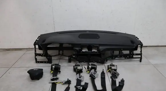 Hyundai Tucson TL Dashboard 