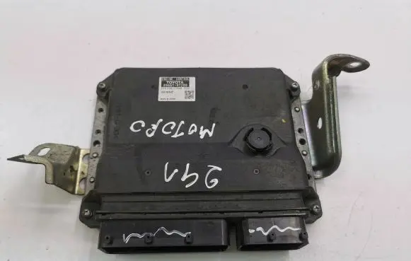 Toyota Prius (XW30) Engine control unit/module 2753007394 8966147280