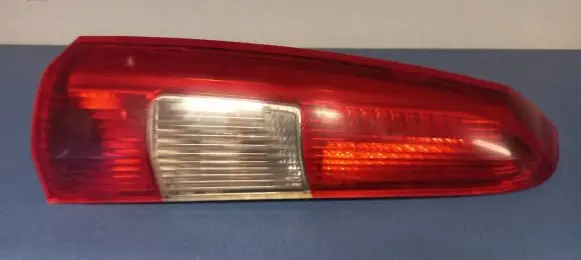 Volvo V70 Rear/tail lights 152843