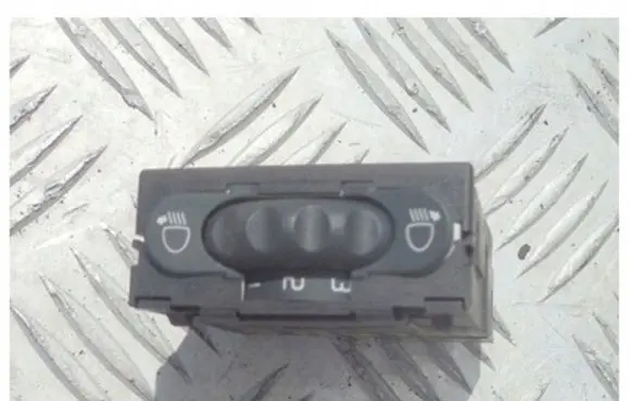 Renault Megane I Headlight level height control switch