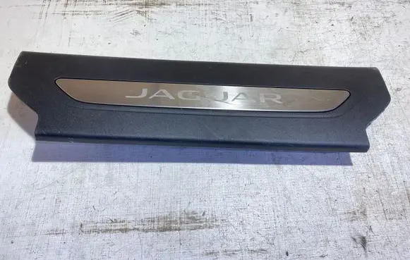 Jaguar F-Pace Front sill trim cover FK8313201AF 186027572