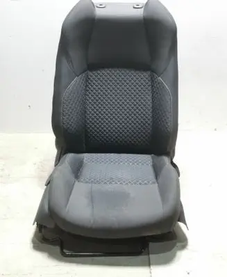 Toyota C-HR I Front passenger seat 