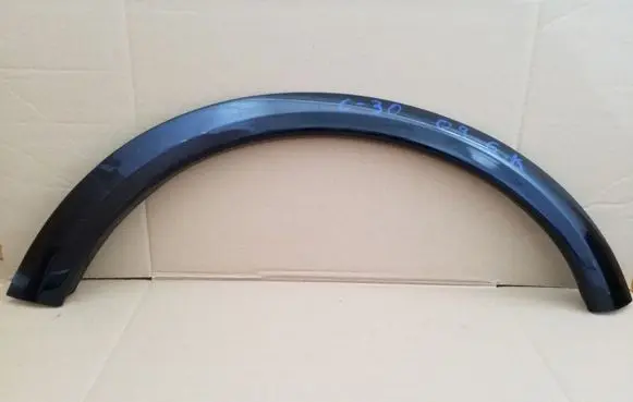 Volvo C30 Fender trim (molding) 31265184 30779140 BP7YA