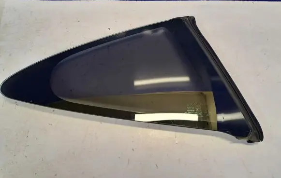 Jaguar F-Type Rear vent window glass E443R000055