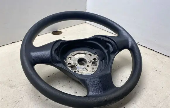 BMW 1 E81 E87 Steering wheel 6763076 61644000B
