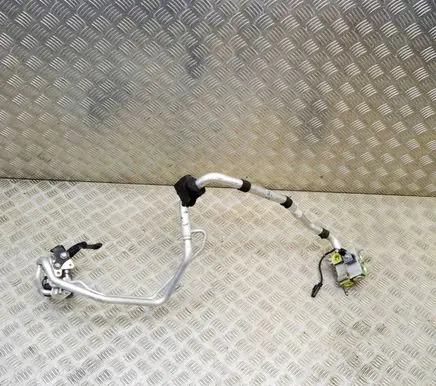 Volvo XC90 Air conditioning (A/C) pipe/hose 31469994 31497063