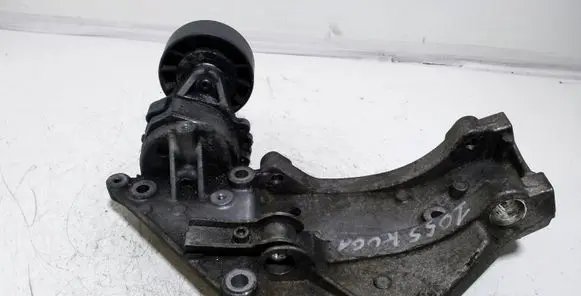 Ford Kuga I Generator/alternator bracket 9682367360