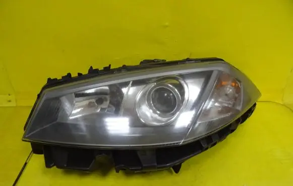 Renault Megane II Headlight/headlamp 89307030 8200073224F