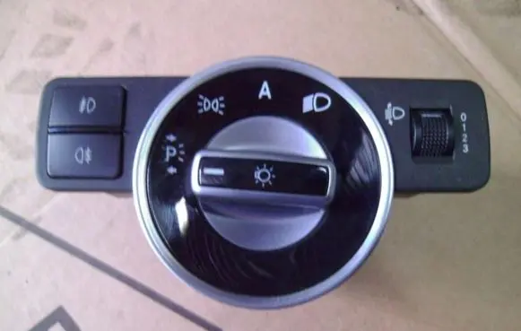 Mitsubishi Colt Tailgate/trunk/boot open switch 