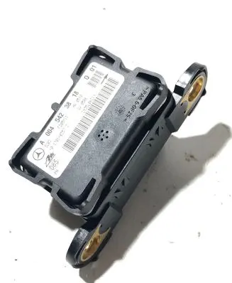 Mercedes-Benz ML W164 ESP acceleration yaw rate sensor 0045423818 FD05M11 10170103573