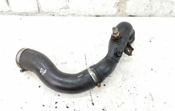 Toyota Avensis T270 Intercooler hose/pipe 173620R030