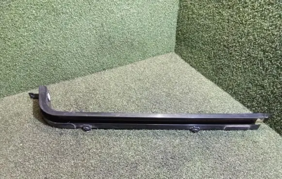 Renault Kangoo II Sliding door middle rail 497633