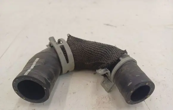 Porsche Cayenne (9Y0 9Y3) Engine coolant pipe/hose 4M0145963B