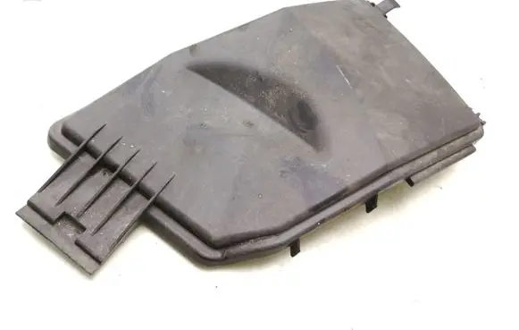 Mercedes-Benz C W203 Fuse box cover 2035451403