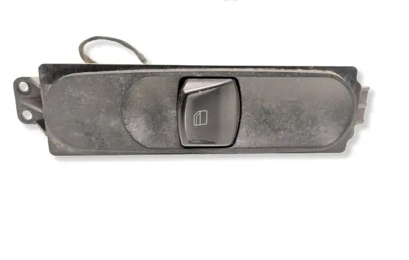 Mercedes-Benz Vito Viano W639 Electric window control switch A6395451413