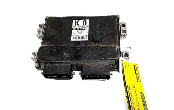 Suzuki Swift I Engine control unit/module 33920-62J01