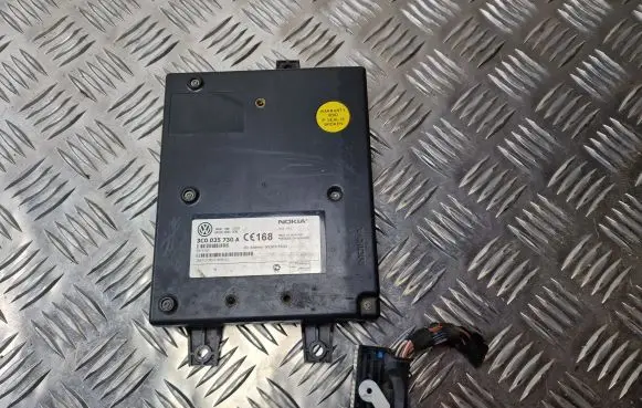 Volkswagen PASSAT B6 Bluetooth control unit module 3C0035730A