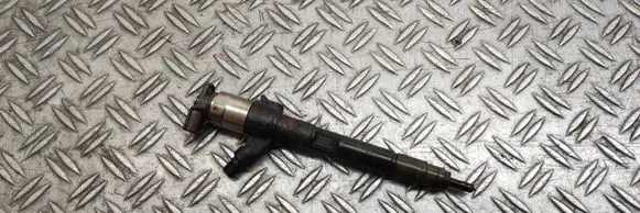 Fuel injector