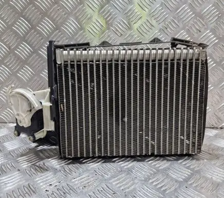 Volkswagen PASSAT B5 Air conditioning (A/C) radiator (interior) 8D1820103D 36978 740227022F02