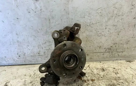 Volkswagen Golf V Front wheel hub spindle knuckle
