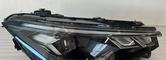 Volkswagen PASSAT B8 Headlight/headlamp 3J1941006