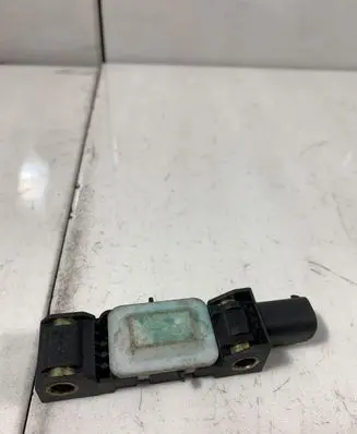 Chrysler Voyager Airbag deployment crash/impact sensor 04671779AC