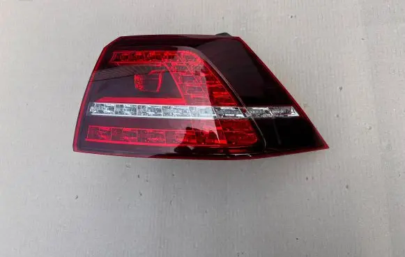 Volkswagen Golf VII Rear/tail lights 5G0945208 81230201