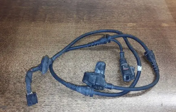 Audi A4 S4 B6 8E 8H ABS brake wheel speed sensor 62031075H 62031075