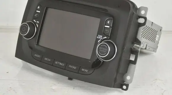 Fiat 500L Radio/CD/DVD/GPS head unit 07355944690
