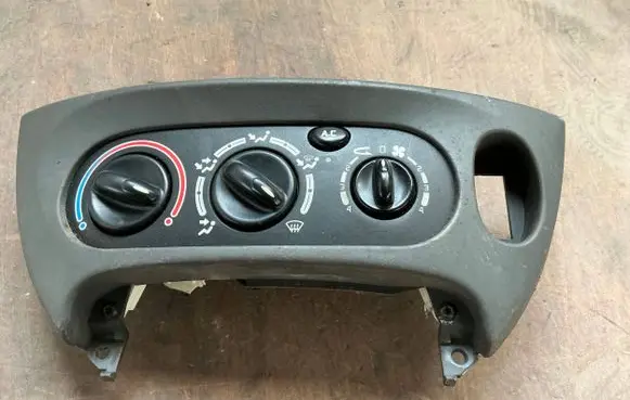 Renault Scenic I Climate control unit 100820