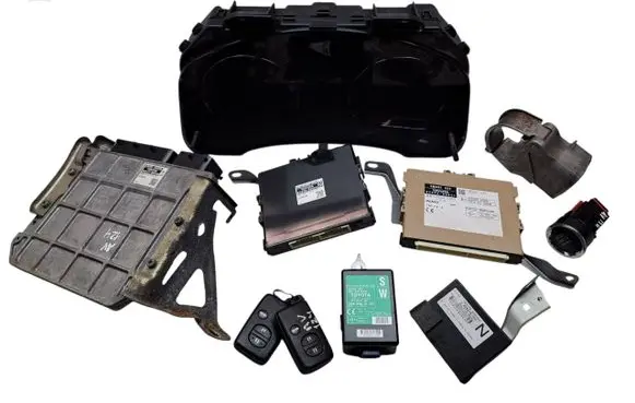 Engine ECU kit and lock set