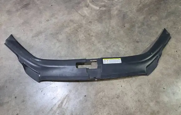 Audi Q7 4L Radiator trim 4L0807081