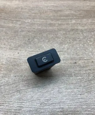 BMW 5 E39 Cruise control switch 8360462