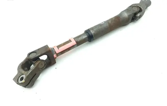 Toyota RAV 4 (XA40) Steering column universal joint