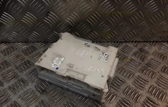 Lexus IS 220D-250-350 Fuse box set 8267253060