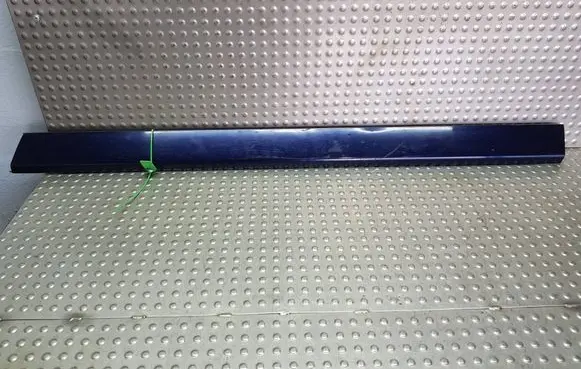Skoda Superb B6 (3T) Front door trim (molding) S26371054 3U0854940B