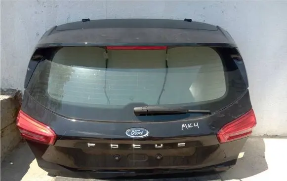 Ford Focus Tailgate/trunk/boot lid