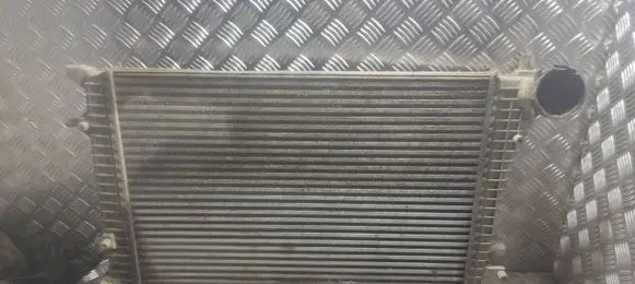 Volkswagen Caddy Intercooler radiator