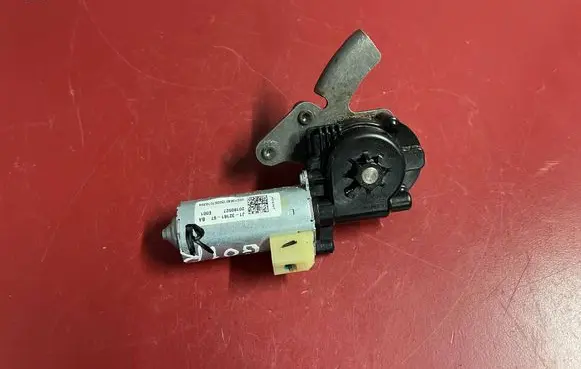 BMW X3 G01 Seat adjustment motor J13218197 20180927
