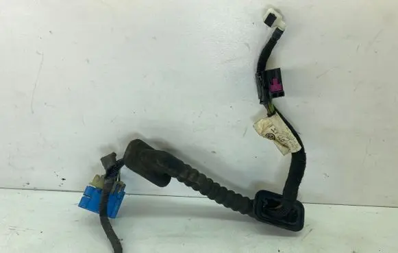 Volkswagen Touran I Tailgate/trunk wiring harness 1T0972175N