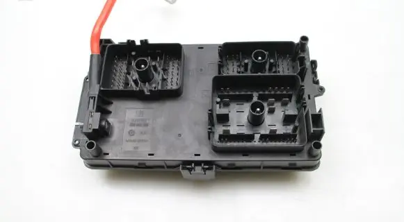 Opel Insignia A Fuse module 13222782