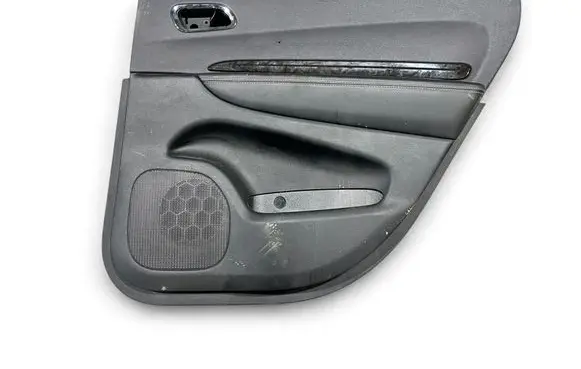 Dodge Durango III Rear door card panel trim 6CV891X9AB