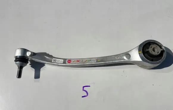 Tesla Model S Front control arm 104157500B