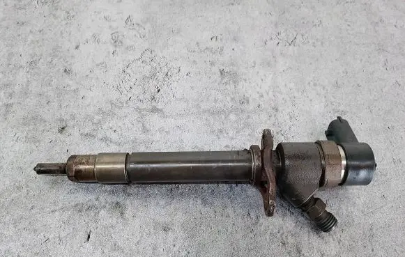 Volvo S80 Fuel injector